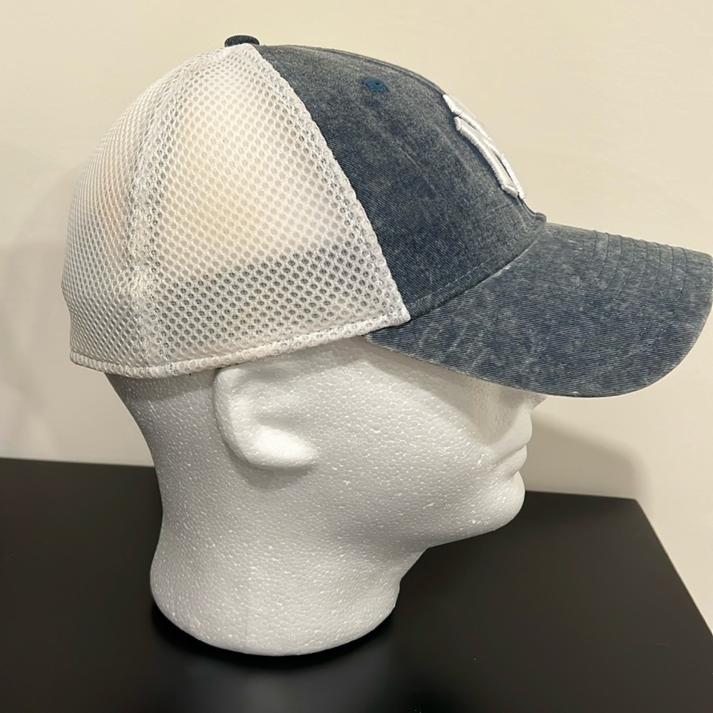 New Era NY Yankees 39THIRTY Stretch Fit Baseball Cap Size Small-Medium - Picture 4 of 10